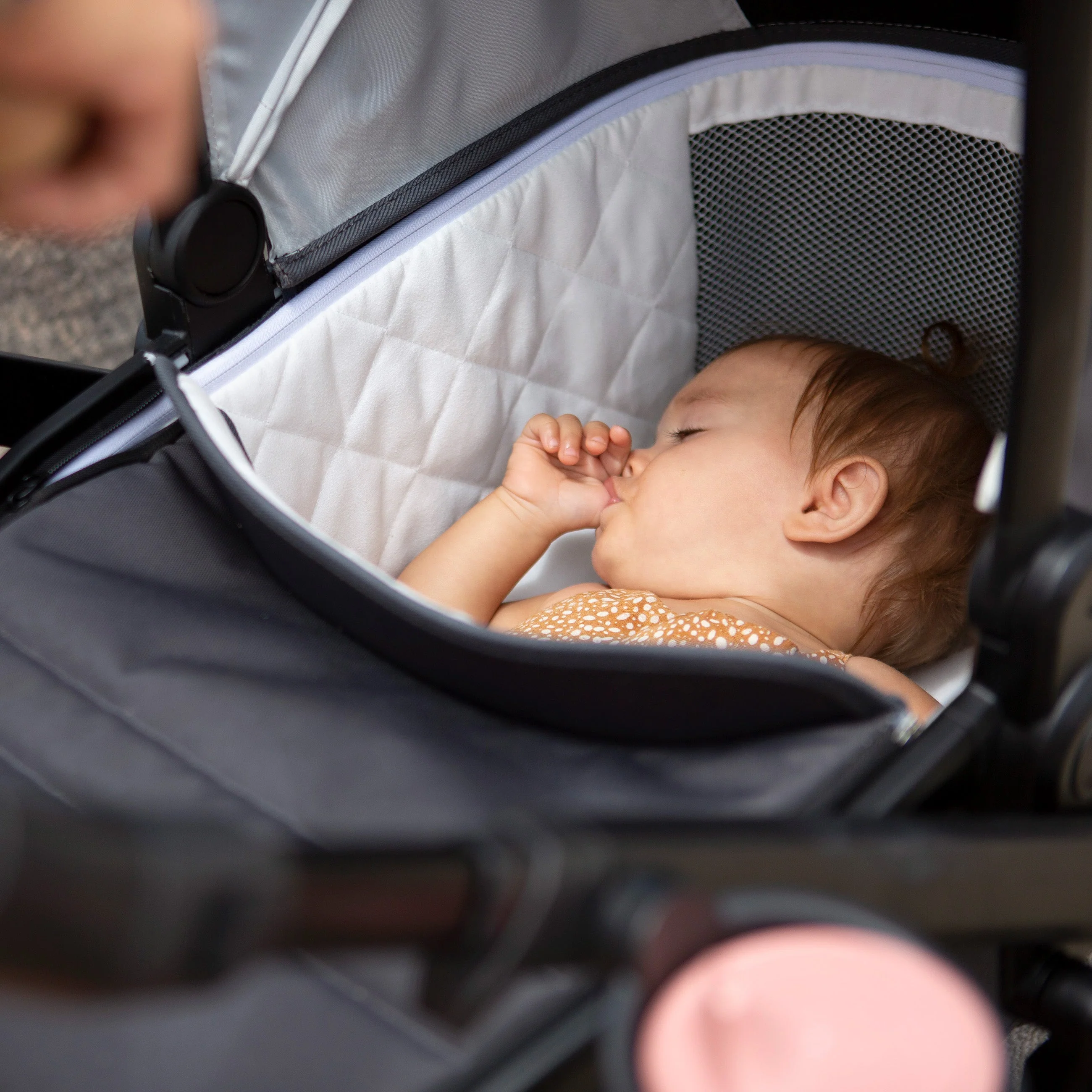 Veer Bassinet - Image 2