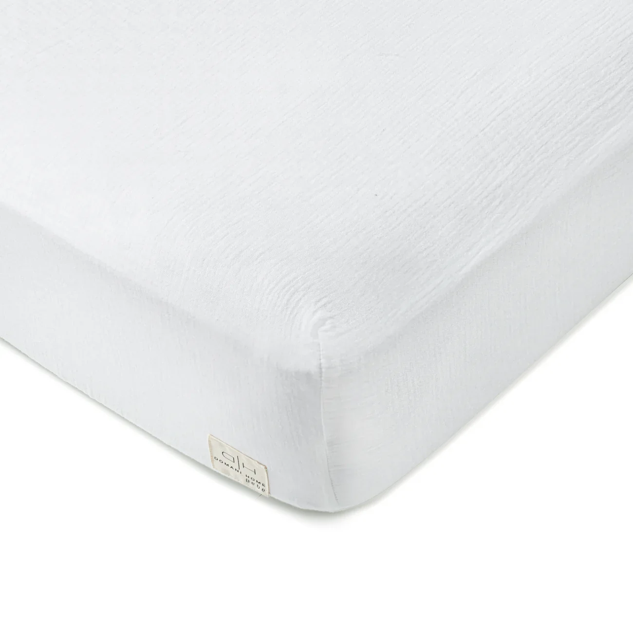 Domani Home Gauze 3 Piece Crib Set in Pouch in White - Image 4