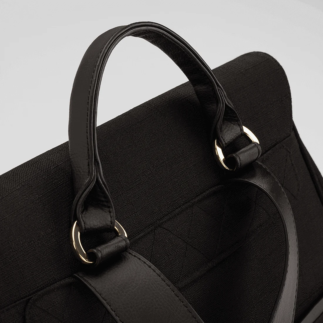 Nuna Diaper Bag Caviar - Image 12