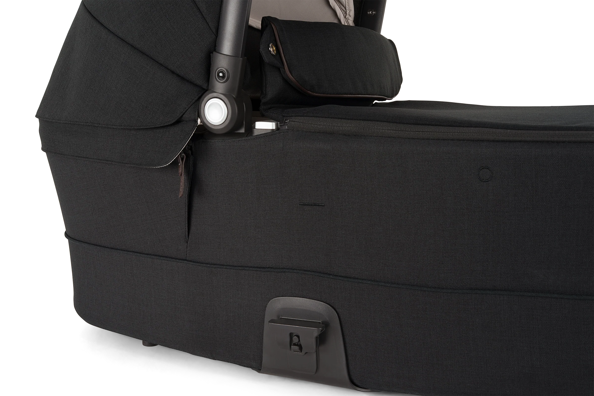 Nuna MIXX Series Bassinet + Stand in Caviar - Image 11