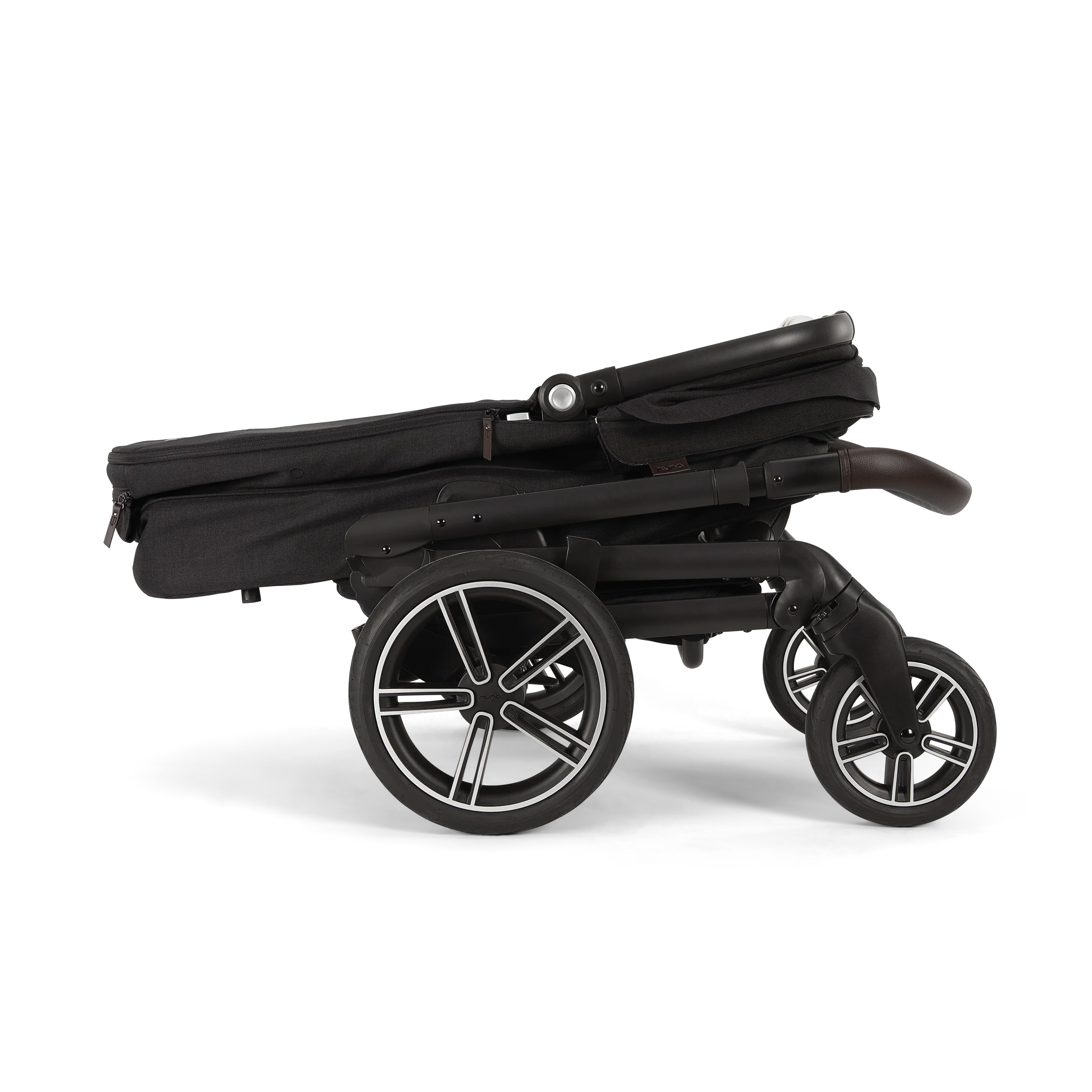 Nuna MIXX Series Bassinet + Stand in Caviar - Image 16