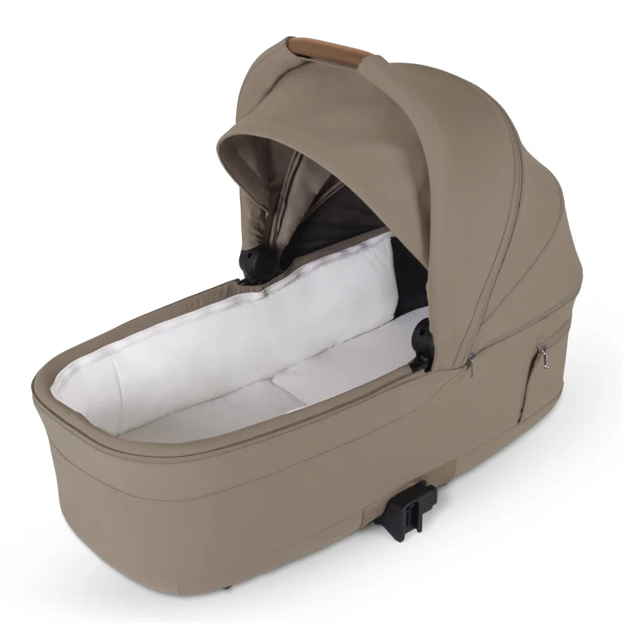 Silver Cross Nia Compact Bassinet - Image 13