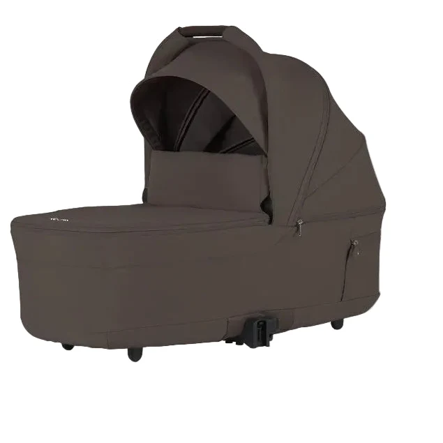 Silver Cross Nia Compact Travel Stroller and Bassinet Bundle - Image 24